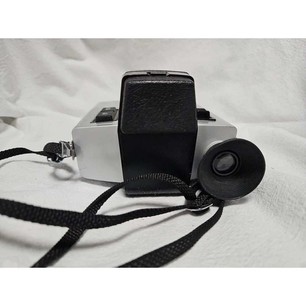 1973 Kodak‎ XL 362 movie camera. Untested. As-is